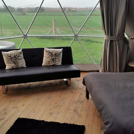 Lincoln Star Dome, Hot Tub, Bbq Daire Langworth Dış mekan fotoğraf