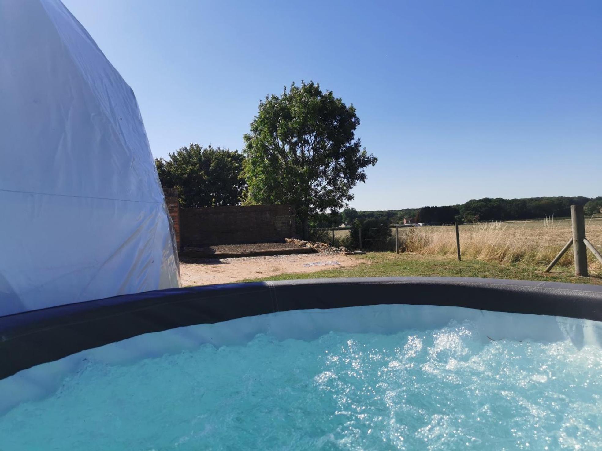 Lincoln Star Dome, Hot Tub, Bbq Daire Langworth Dış mekan fotoğraf